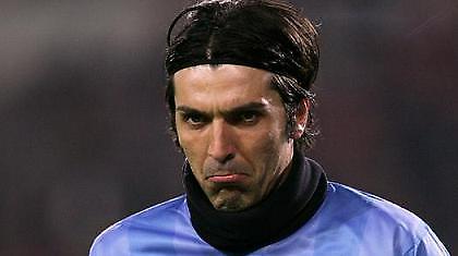 Μπουφόν: «Είμαστε ακόμα μέσα στη μάχη για τον τίτλο…»