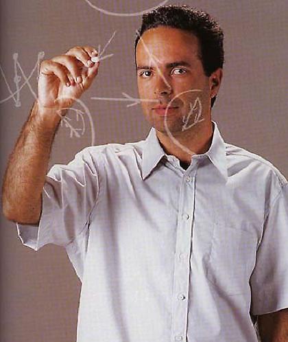 IQ… «ογκόλιθος»