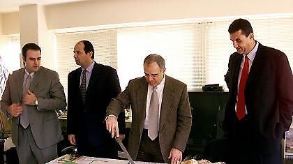 «Σταματήστε τη βία»