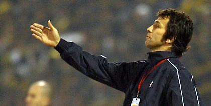 Ο Κορκμάζ στη θέση του Σκίμπε