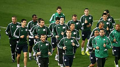 Κύριε πρέσβη, να μας κακομάθετε ξανά!