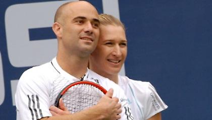 Αγκάσι, Γκραφ στο νέο Γουίμπλεντον