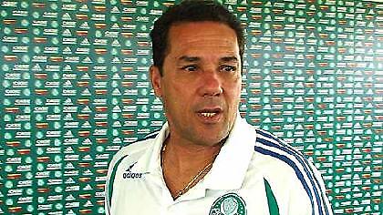 Λουξεμπούργκο: «Συγχαρητήρια που πήρατε κάρτες»!