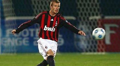 Δυο καρπούζια σε μια μασχάλη για Μπέκαμ;