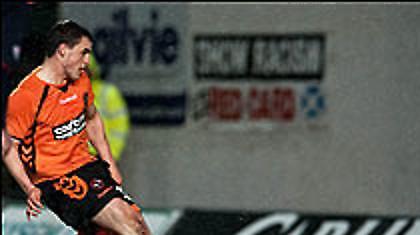 Scottish Premier: Ελπίζει η Νταντί, νέο «σοκ» για Αμπερντίν