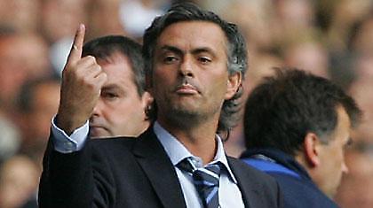 Μουρίνιο: «Δύσκολα θα πάρει το πρωτάθλημα η Τσέλσι»