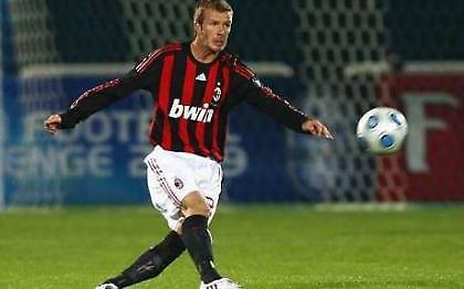 Μπέκαμ: «Θέλω να μείνω και περιμένω»