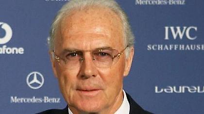 Μπεκενμπάουερ: «Ο Ριμπερί μεθοδεύει τη φυγή του»