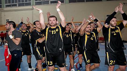 Πέρασαν τα φαβορί…