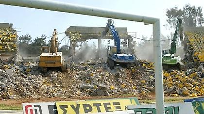 Το γήπεδο δεν θέλει ευχές, θέλει λύσεις