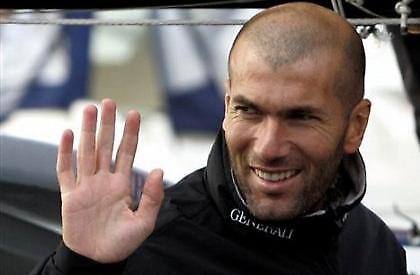 Ζιντάν: «Επιστρέφω, αν εκλεγεί ο Πέρεθ»