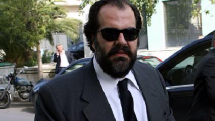 Πατέρας: «Του χρόνου καλύτερα…»