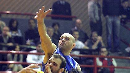 Α2: Δύσκολη νίκη για Περιστέρι, σάρωσε τον Ηρακλή η Δάφνη