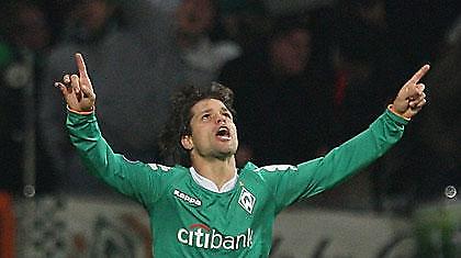 Ντύνεται «μπιανκονέρο»…