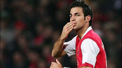 Φάμπρεγκας: «Δεν έφτυσα κανέναν!»