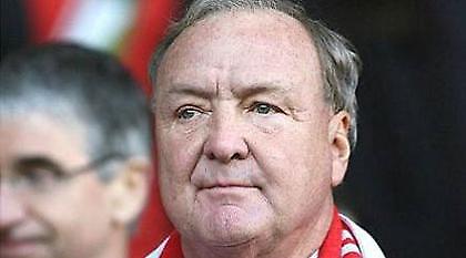 Αφεντικό ο Μπενίτεθ, αλλά με περιρισμούς