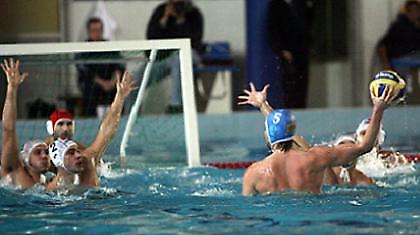 Να γράψει ιστορία…