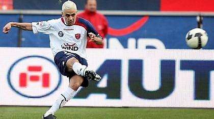 Να χτυπήσει τους καλύτερους