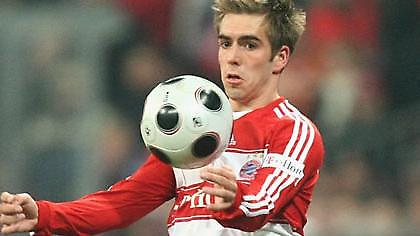 Λαμ: «Δεν σκέφτομαι τις φήμες για Μπαρτσελόνα»