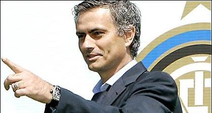 Μουρίνιο: «Πρέπει να πουλήσουμε παίκτες»