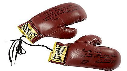 Ξύλο και 18 αποβολές… (video)