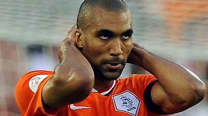 Βλέπει Ένγκελααρ η Αιντχόφεν