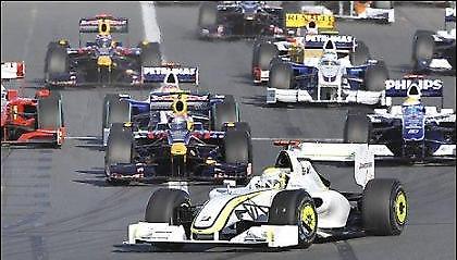 Θρίαμβος για Μπάτον και Brawn