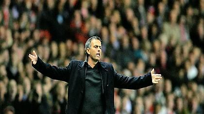 Μουρίνιο: «Δεν θα έλεγα όχι στη Γιουνάιτεντ»