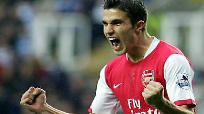 Φαν Πέρσι: «Να φτάσει η Άρσεναλ σε υψηλό επίπεδο»