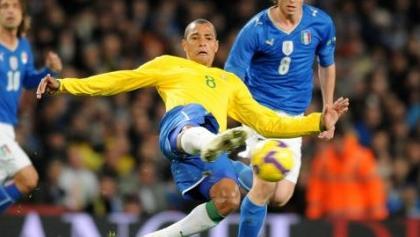 Ζιλμπέρτο Σίλβα: «Δεν με απασχολούν τα αρνητικά σχόλια»