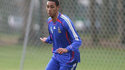 Ενζονζί: «Εντυπωσιακή η προοπτική του Ολυμπιακού»!