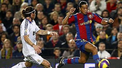 Κίνηση της Ρεάλ για Ροναλντίνιο;