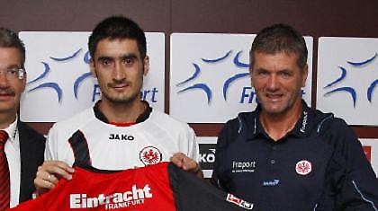 Φούνκελ: «Παίκτης-ηγέτης ο Λυμπερόπουλος»