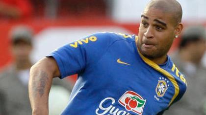 Λίγες πιθανότητες σε ΠΑΟ και ΟΣΦΠ για Αντριάνο…