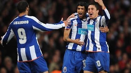 Superliga: Παίζει για το πρωτάθλημα, «κοιτάει» Ευρώπη