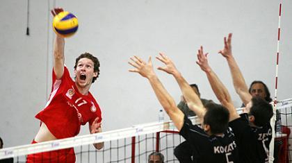 Άνοιξε το σκορ ο Ολυμπιακός