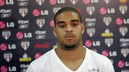 Ρινάλντι: «Δεν υπάρχει θέμα Αντριάνο και “Φενέρ”»