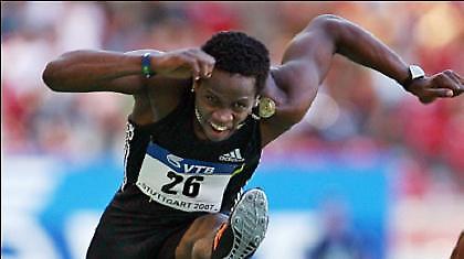 Επιστρέφει εν Ελλάδι…