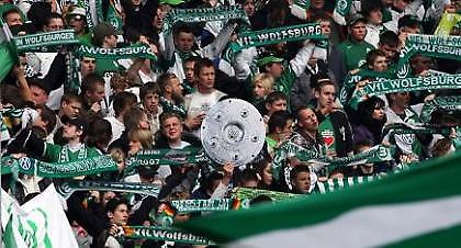 Bundesliga: Οι «λύκοι» και ο «Λύμπε»