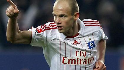 Ανανέωσε με Αμβούργο ο Γιάρολιμ