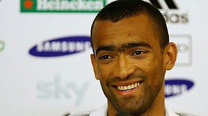 Μπορεί ο Μποσίνγκουα να σταματήσει τον Μέσι;