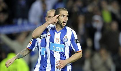 Superliga: «Καθάρισε» ο Λισάντρο