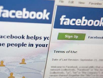Τo facebook της κόστισε τη δουλειά της!