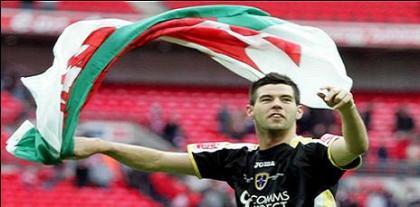 Στόουκ, Γ.Χαμ και Γουίγκαν για τον Λίντλι