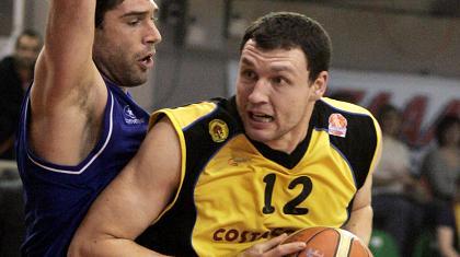 Α1: Χτύπησε αλλά παίζει ο Μαυροκεφαλίδης