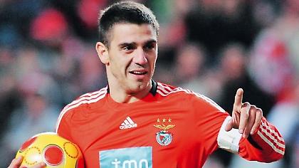 Θέλει τον Κατσουράνη το Αμβούργο!