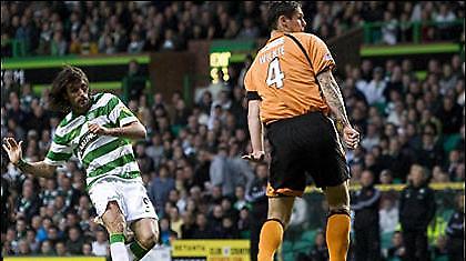 Scottish Premier: Προσωρινά πρώτη η Σέλτικ, γκολ ο Σαμαράς