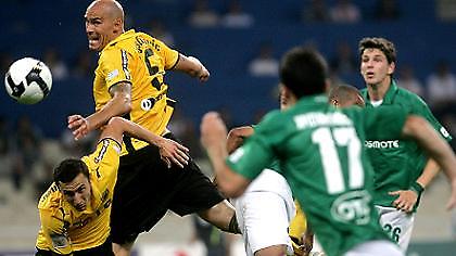 «Παίξτε μπάλα, ρεέ»!