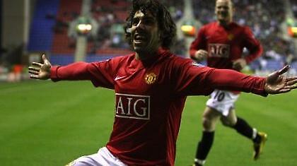 Φέργκιουσον: «Θέλω να μείνει ο Τέβες» (video)