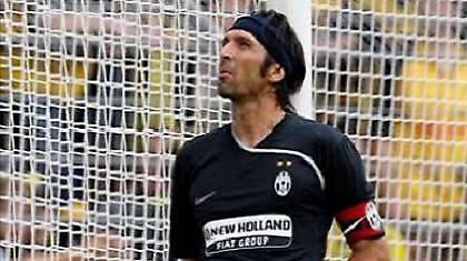 Πιστός στη Γιουβέντους ο Μπουφόν